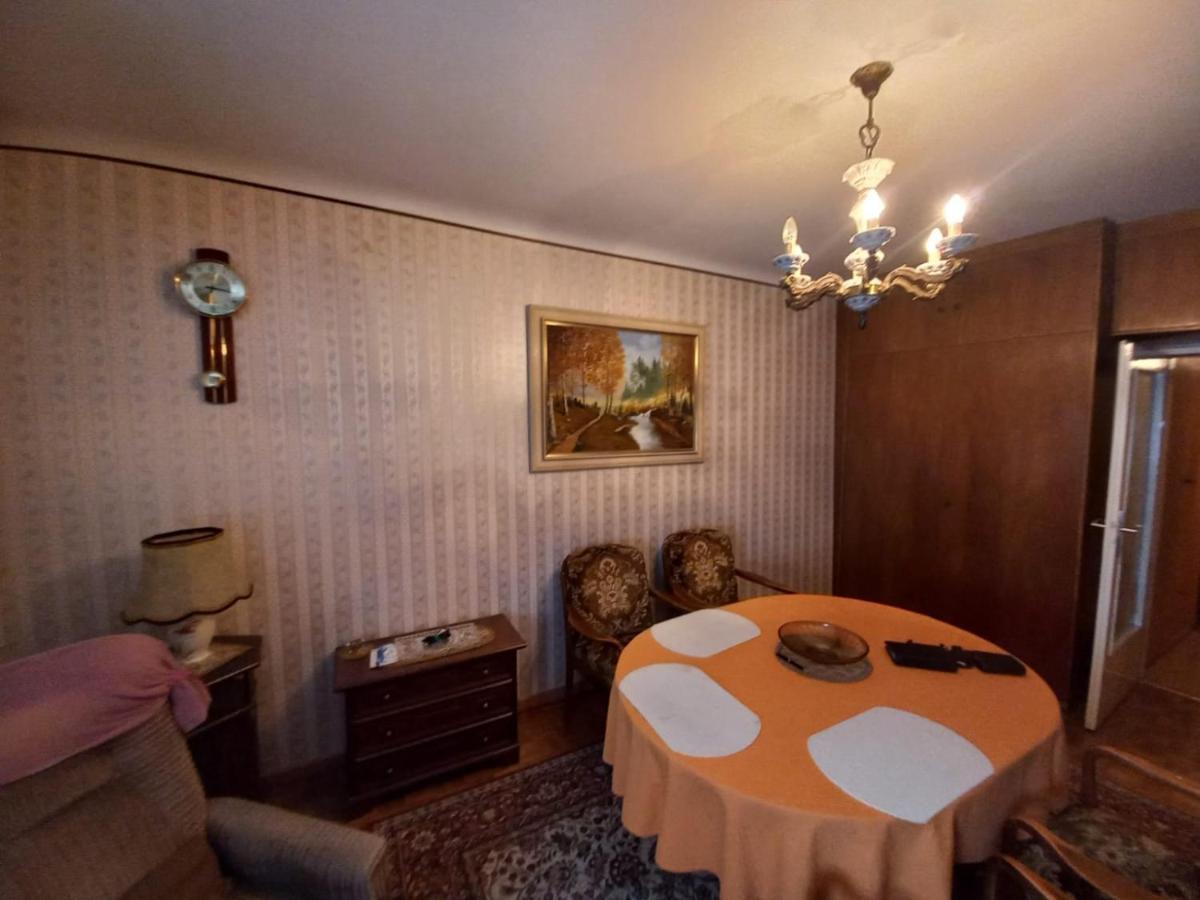 Ferienwohnung ,,Wohnen Wie Zu Grossmutter'S Zeiten'' Vienna Esterno foto