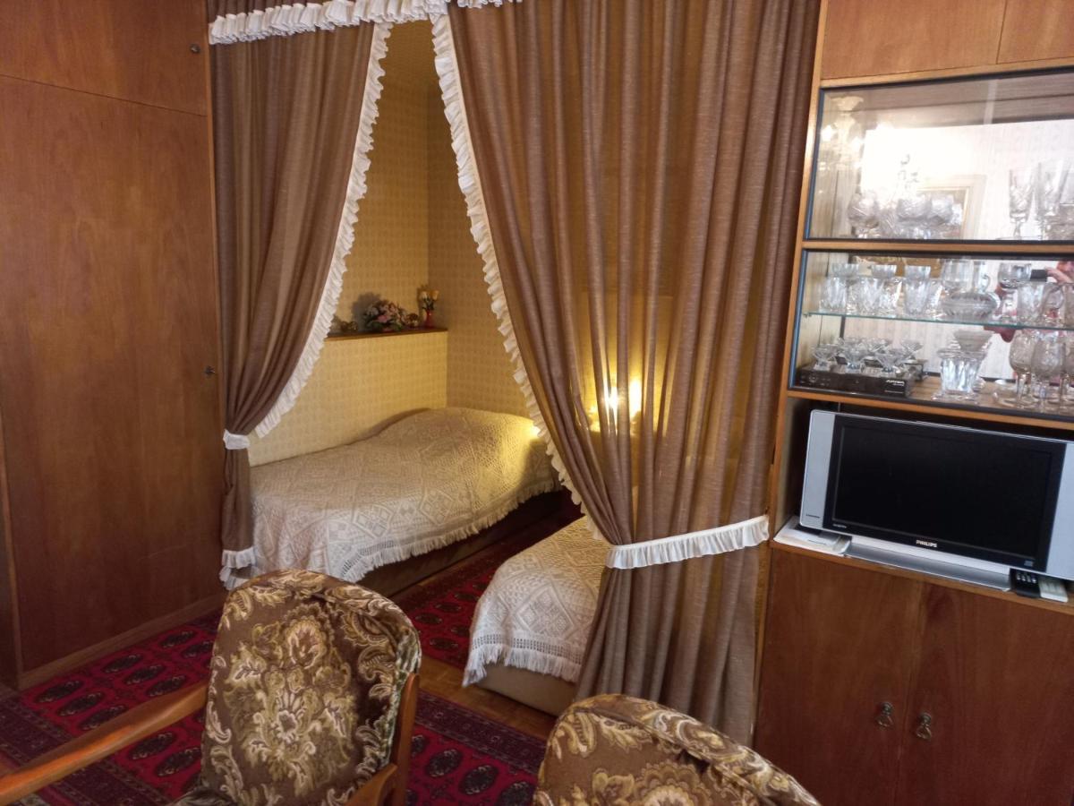 Ferienwohnung ,,Wohnen Wie Zu Grossmutter'S Zeiten'' Vienna Esterno foto