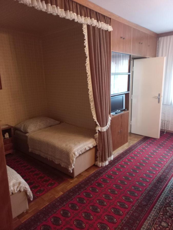 Ferienwohnung ,,Wohnen Wie Zu Grossmutter'S Zeiten'' Vienna Esterno foto
